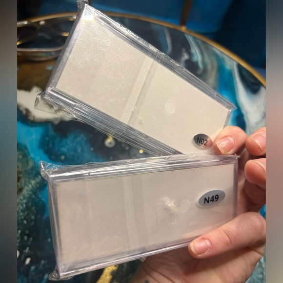 Pair of luxe false lashes Brand New! - Picture 4 of 4